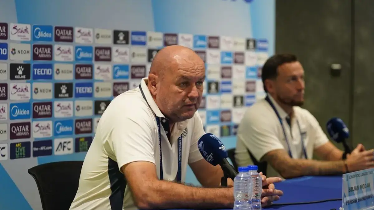 Ogah Imbang, Bojan Hodak Minta Persib Menang Lawan Lion City Sailors Bojan Hodak