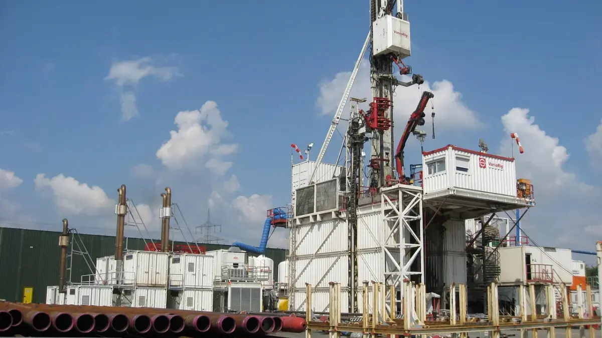 Produksi Minyak Indonesia Diprediksi Tembus 625 Ribu Barel per Hari pada Akhir 2025