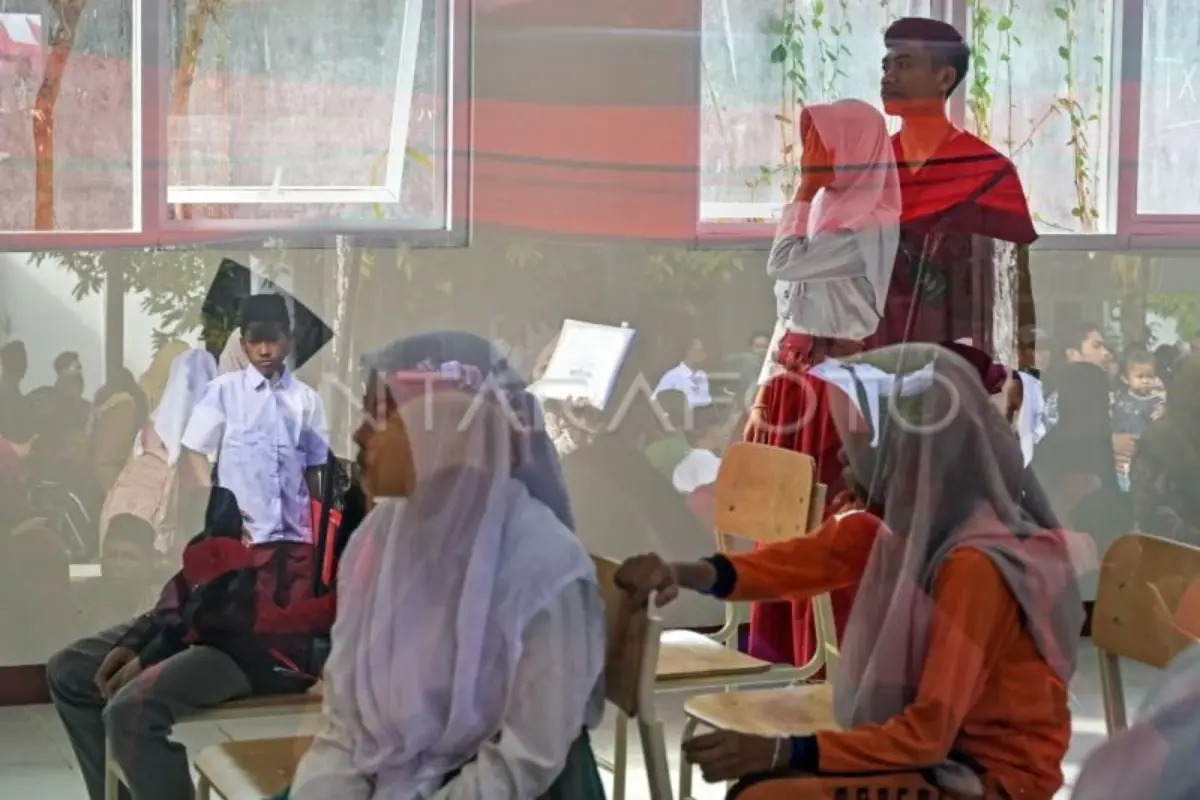 SEKOLAH RAKYAT