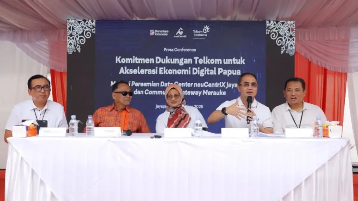 Pembangunan neuCentrIX Jayapura sebagai fasilitas data center lokal di wilayah Papua oleh Telkom.