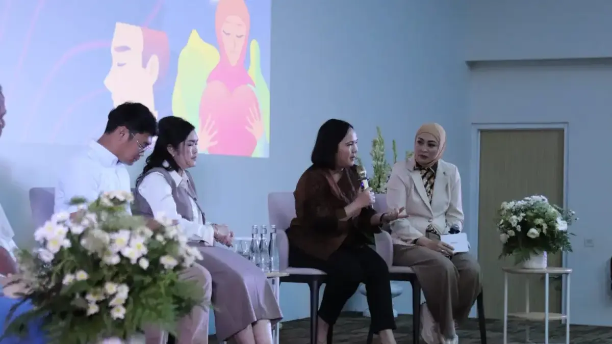 Seminar bertajuk “It’s Okay Not to Be Okay” yang digelar , Rumah Sakit Izza Karawang bersama Yayasan Astri B