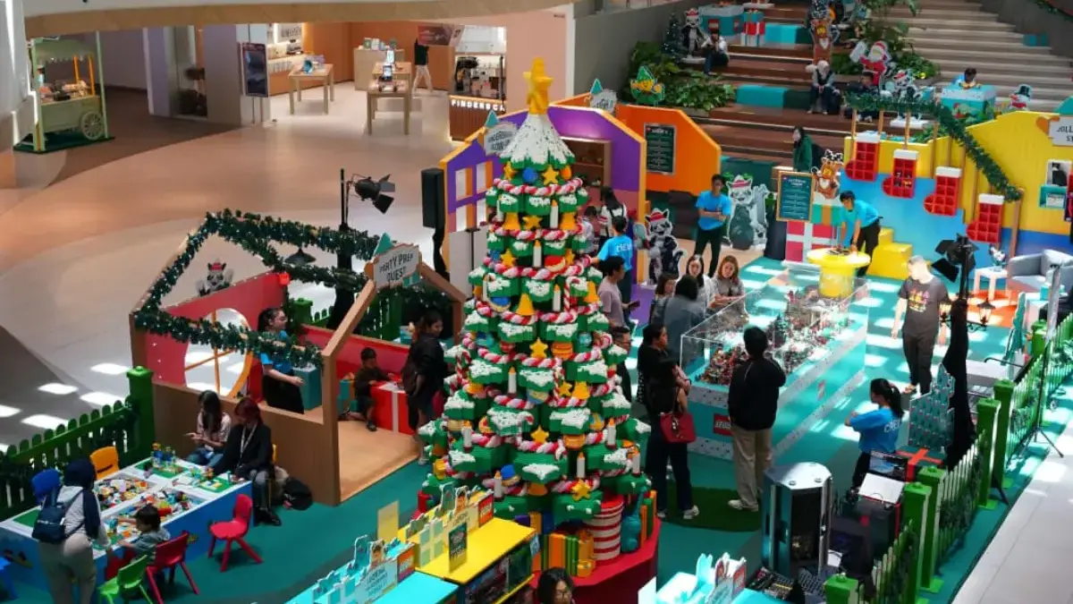 LEGO®️ Holiday Experience yang kini hadir di 23 Paskal Bandung