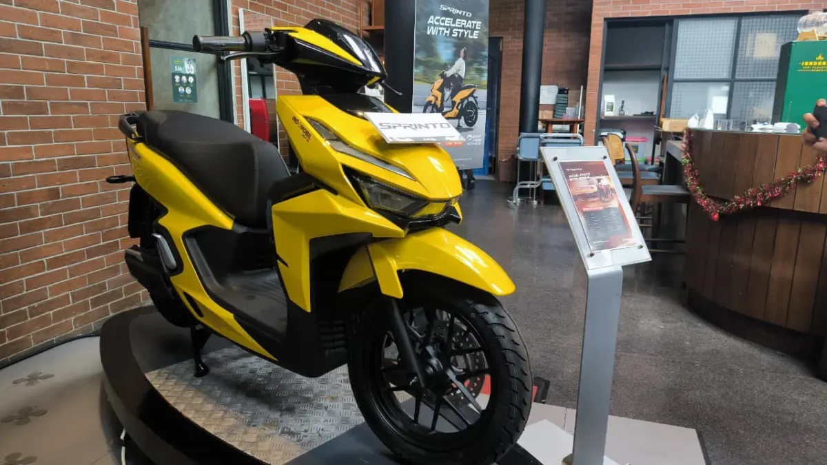 Indomobil eMotor Sprinto Resmi Mengaspal di Bandung, Solidaritas Mobilitas Urban Masa Kini Tampilan Indomobil eMotor Sprinto yang memiliki desain agresif dan performa tangguh.