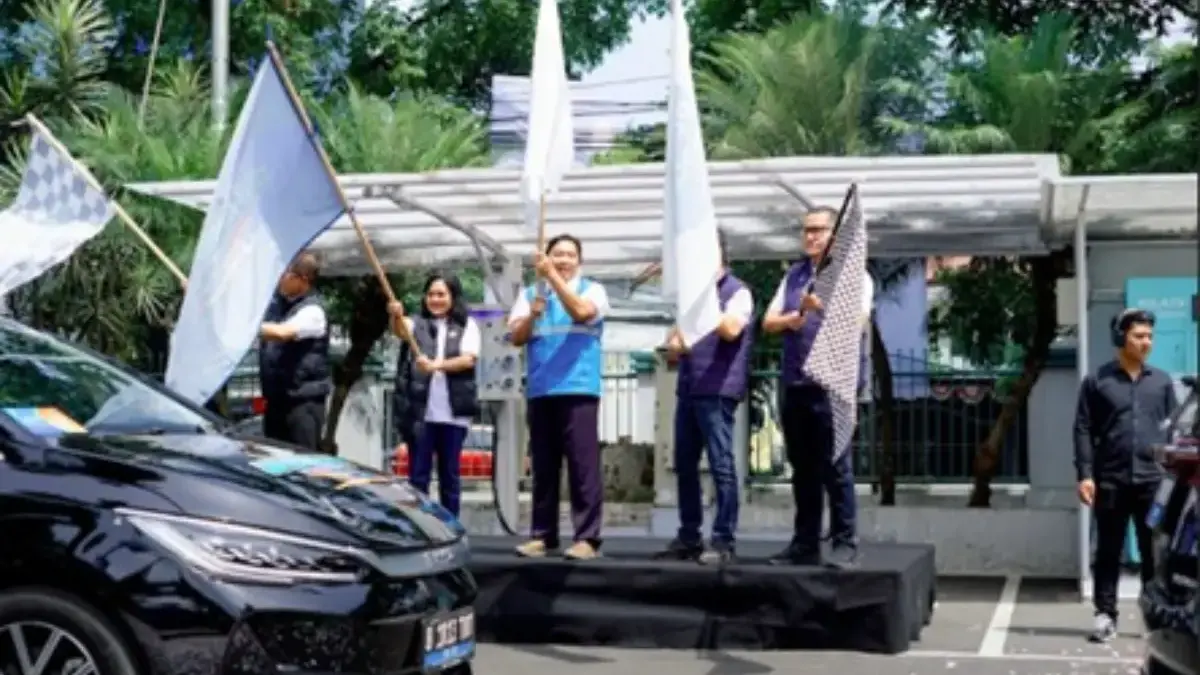 Pelepasn PLN Mobile EVenture Siaga SPKLU Natal 2025 dan Tahun Baru 2026.