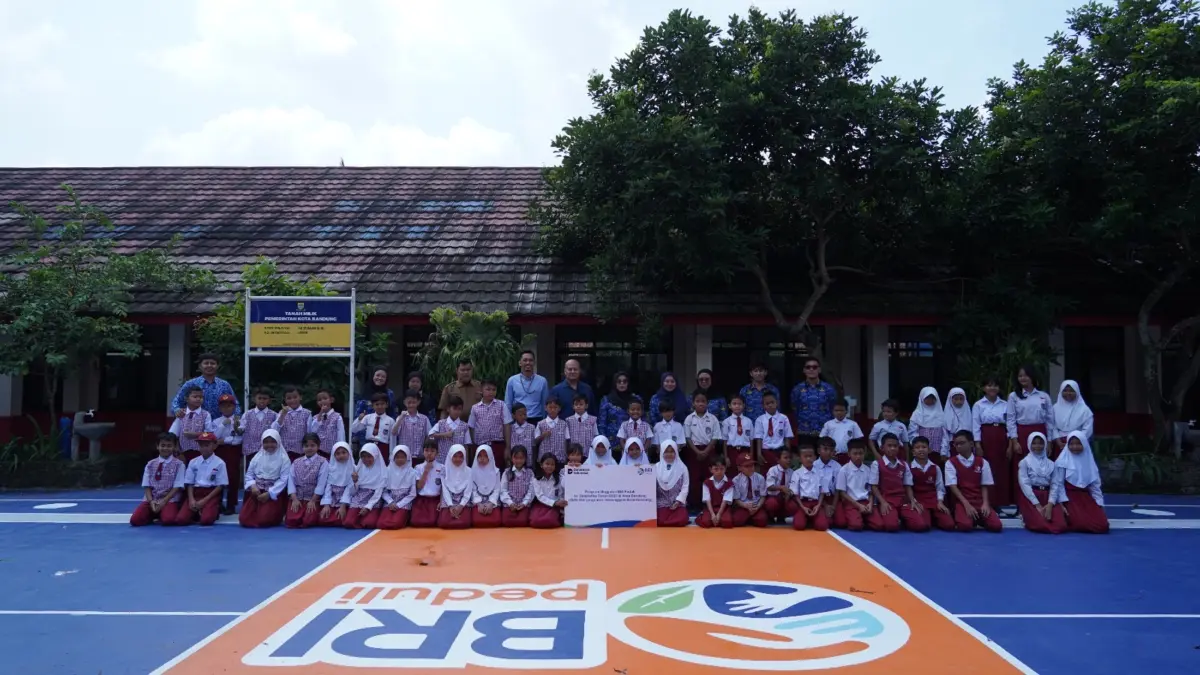 BRI Peduli Salurkan Program “Ini Sekolahku” 2025 di Bandung, Perkuat Komitmen terhadap Pendidikan Dasar