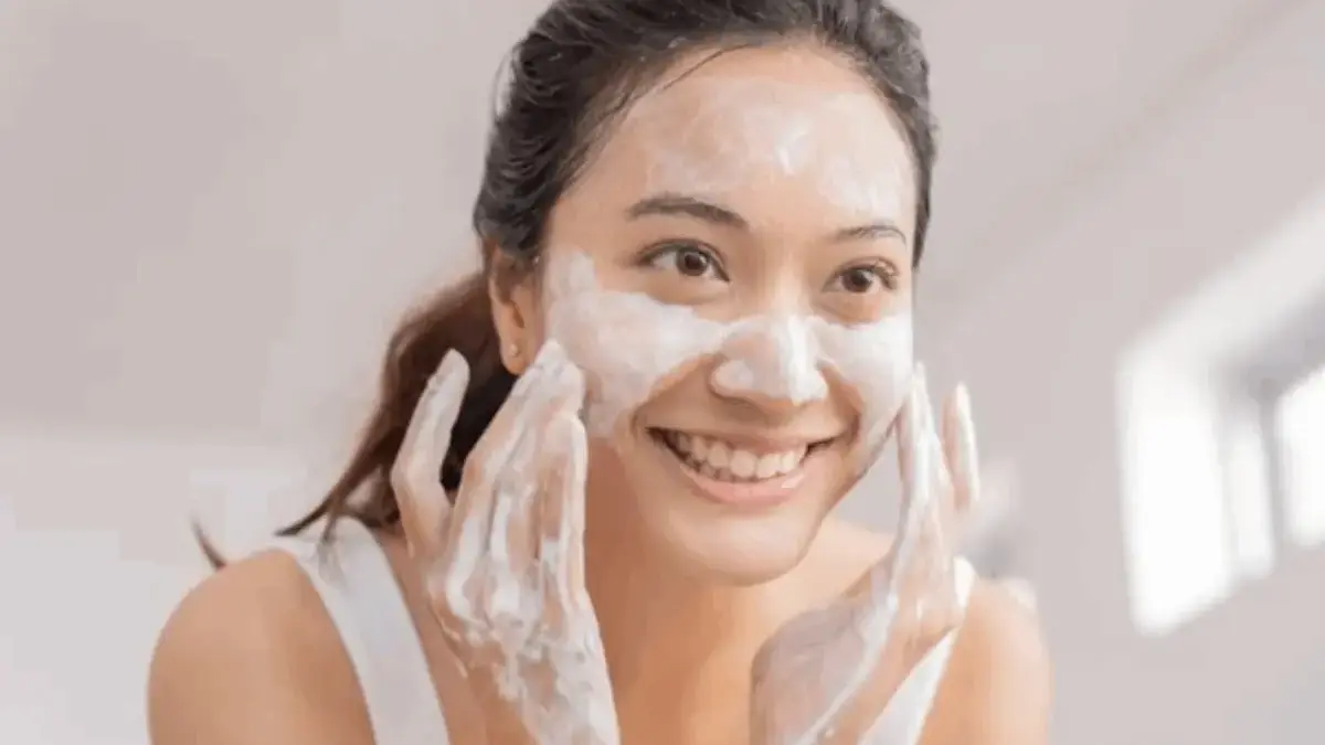 5 Facial Wash Produk Lokal yang Sudah BPOM, Aman untuk Semua Jenis Kulit 5 Facial Wash Produk Lokal yang Sudah BPOM, Aman untuk Semua Jenis Kulit