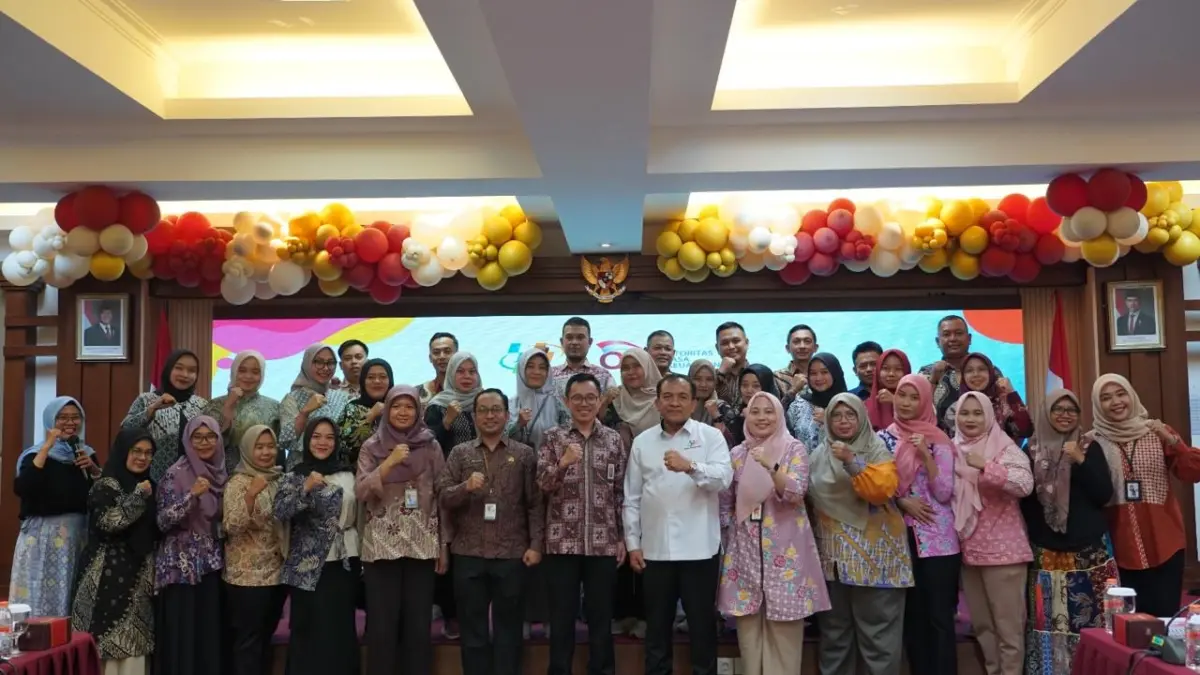 PELATIHAN PETUGAS SURVEI NASIONAL LITERASI DAN INKLUSI KEUANGAN (SNLIK) TAHUN 2026 PROVINSI JAWA BARAT PELATIHAN PETUGAS SURVEI NASIONAL LITERASI DAN INKLUSI KEUANGAN (SNLIK) TAHUN 2026 PROVINSI JAWA BARAT