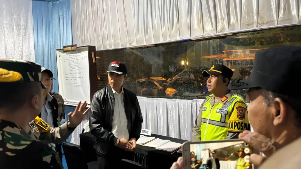 Pemerintah Kota Bogor bersama Forum Komunikasi Pimpinan Daerah (Forkopimda), TNI dan Polri menggelar patroli g