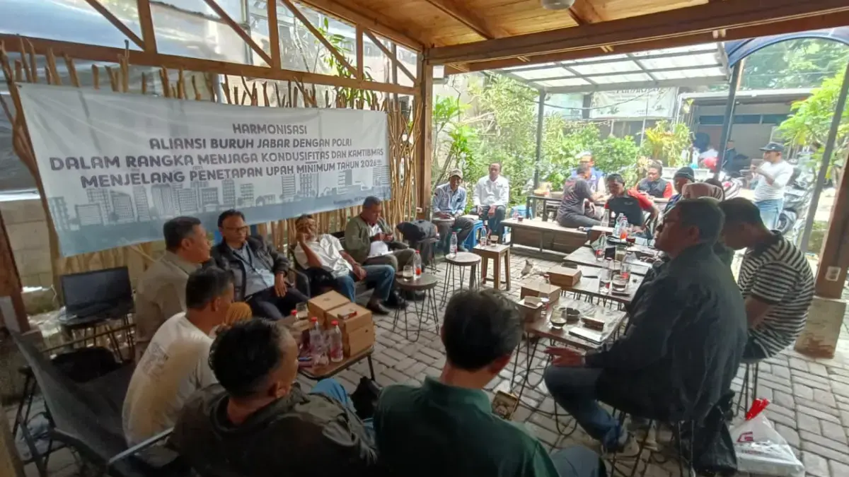Upah Minimum 2026 Masih Gelap, Buruh Jabar Minta Pemerintah Jangan Cuci Tangan! pah Minimum 2026