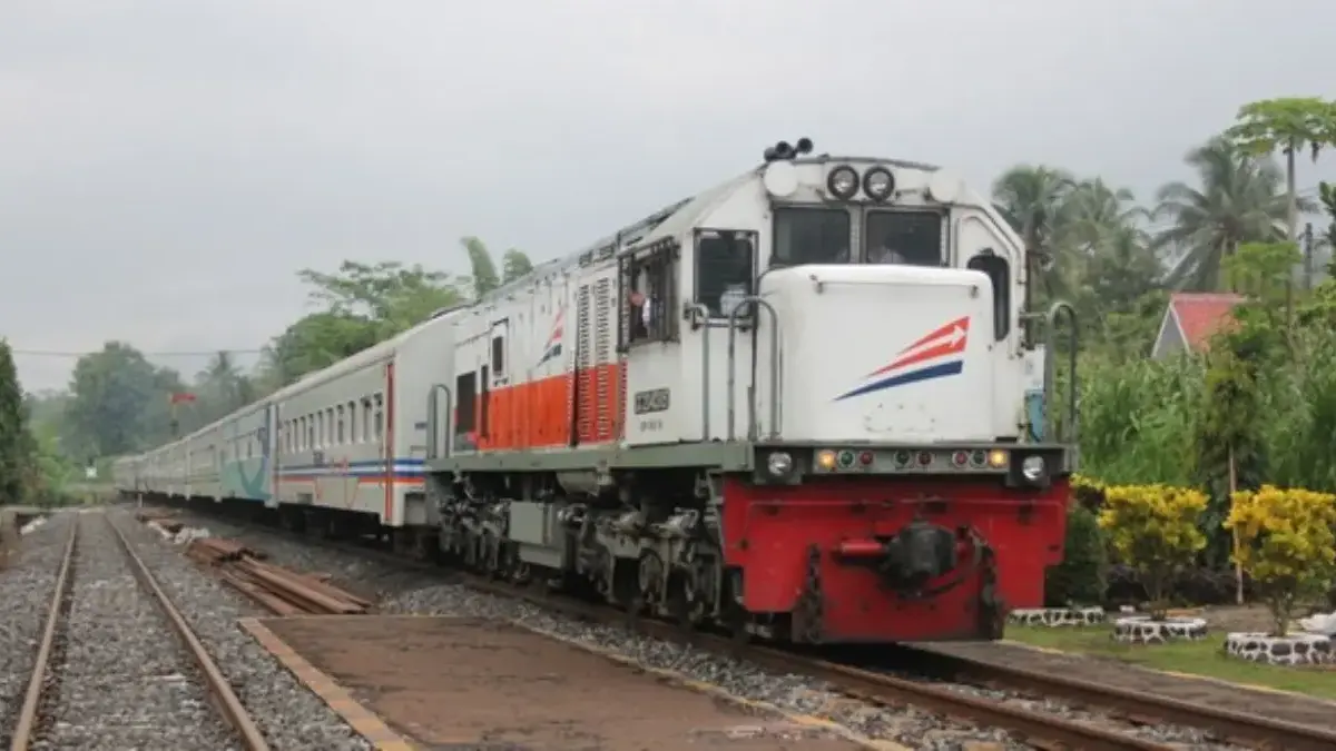 Cara Beli Diskon Tiket Kereta Api 25 Persen Akhir Tahun KAI, Catat Juga Syarat & Ketentuannya Kereta Api KAI.