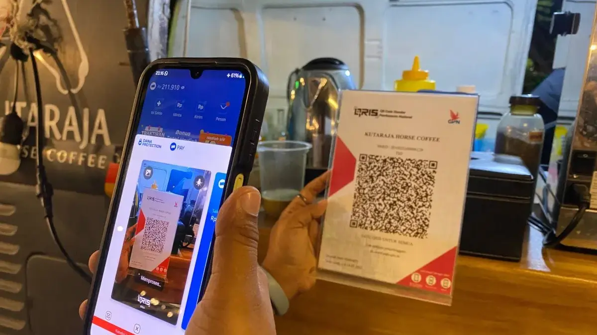 Tingkatkan Ekonomi, Digitalisasi UMKM Lewat QRIS Terbukti Buat Investasi Lebih Efisien