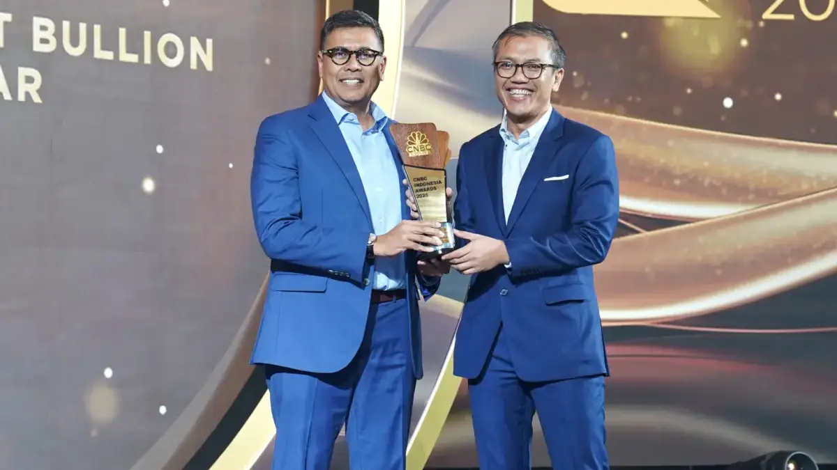 Sukses Transformasi Digital BSI, Anggoro Eko Cahyo Dinobatkan Sharia Banking Transformation Leader of the Year Sukses Transformasi Digital BSI, Anggoro Eko Cahyo Dinobatkan Sharia Banking Transformation Leader of the Year