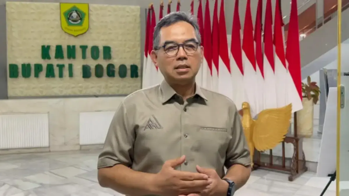 Beri Sanksi Tegas Pelanggar, Pemkab Bogor Berhentikan Dua ASN Disdik Tegas Sanksi Pelanggar, Pemkab Bogor Berhentikan Dua ASN Disdik