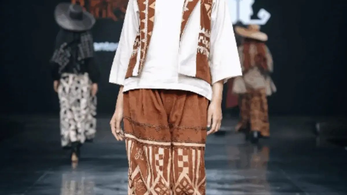 Lestarikan Budaya Lokal, Batik Siger Terus Berkembang Bersama Pemberdayaan Rumah BUMN BRI Lestarikan Budaya Lokal, Batik Siger Terus Berkembang Bersama Pemberdayaan Rumah BUMN BRI