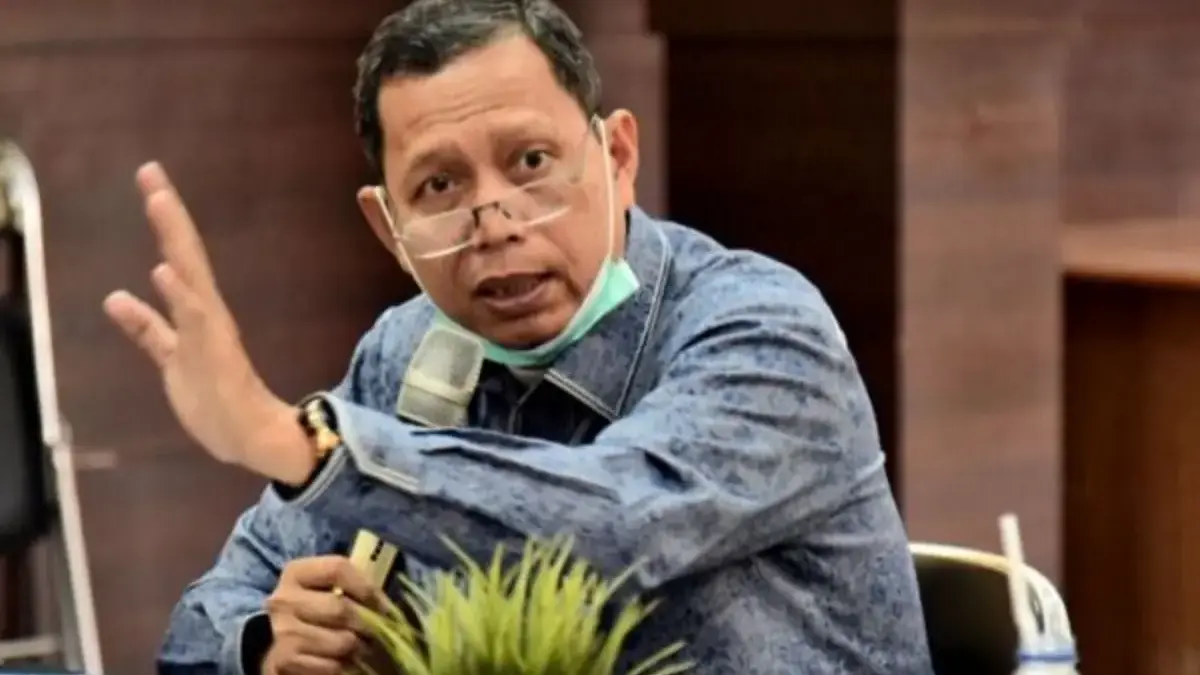 Keberadaan petani garam di wilayah pantura saat ini kondisinya banyak yang memprihatinkan. Hal ini menjadi per