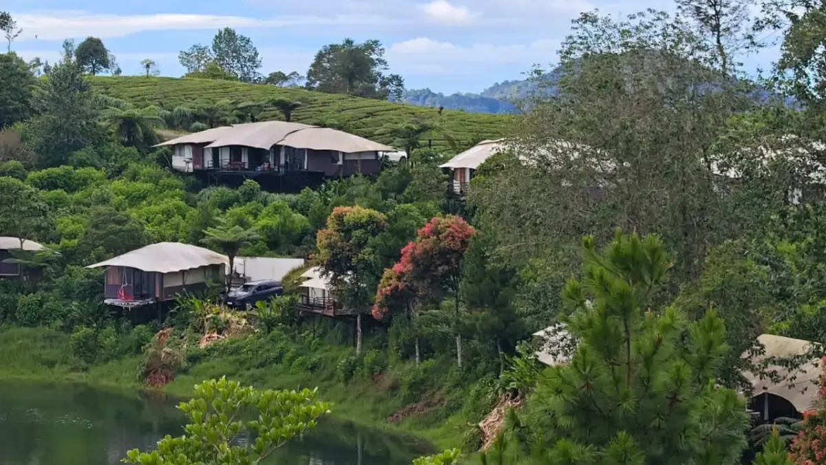 Glamping Lakeside Situ Patenggang, Rancabali, Ciwidey.