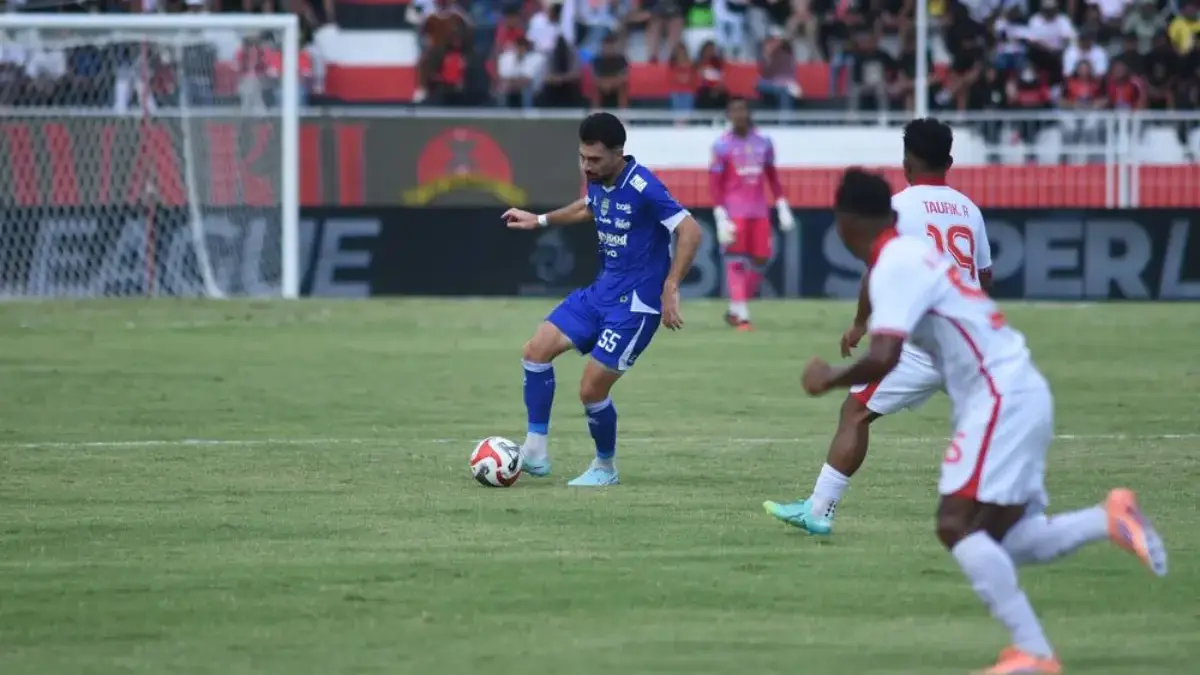 Frans Putros pemain Persib Bandung.