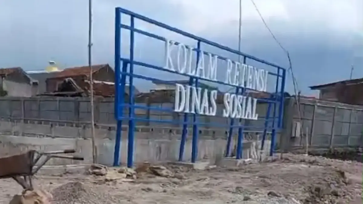 Proyek Kolam Retensi Dinsos Senilai Rp 8,9 Miliar Diduga Ada Pengkondisan dan Diprediksi Mangkrak! Proyek Pembangunan Kolam Retensi di area Kantor Dinas Sosial Kecamatan Rancasari, Kota Bandung sampai dekati