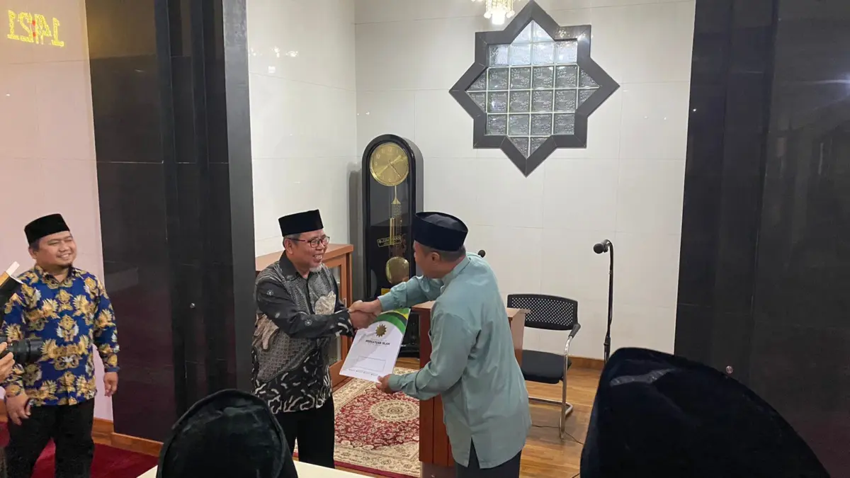 Tasykil PC Persis Regol Resmi Dilantik, Program Ketahanan Pangan Segera Diluncurkan Tasykil Kepengurusan Pimpinan Cabang Persatuan Islam ( PC Persis ) Kecamatan Regol, Kota Bandung resmi dibentu