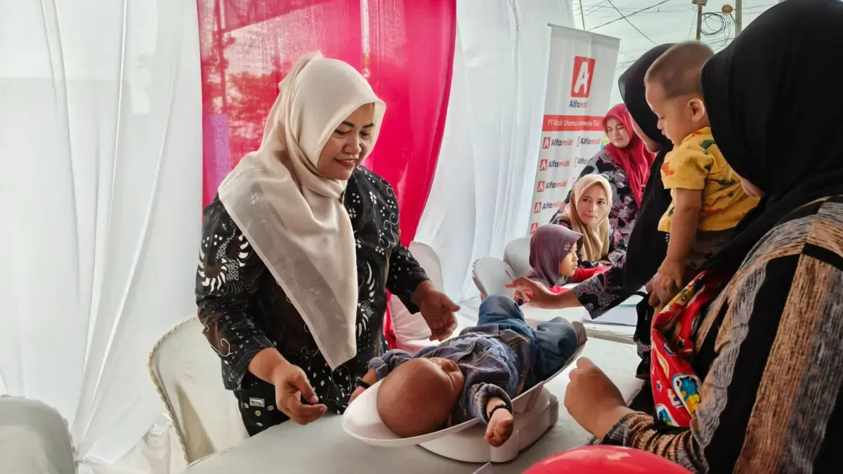 Alfamidi Edukasi \"Isi Piring Sehat Si Kecil\" Bersama 100 Keluarga di Kabupaten Bekasi