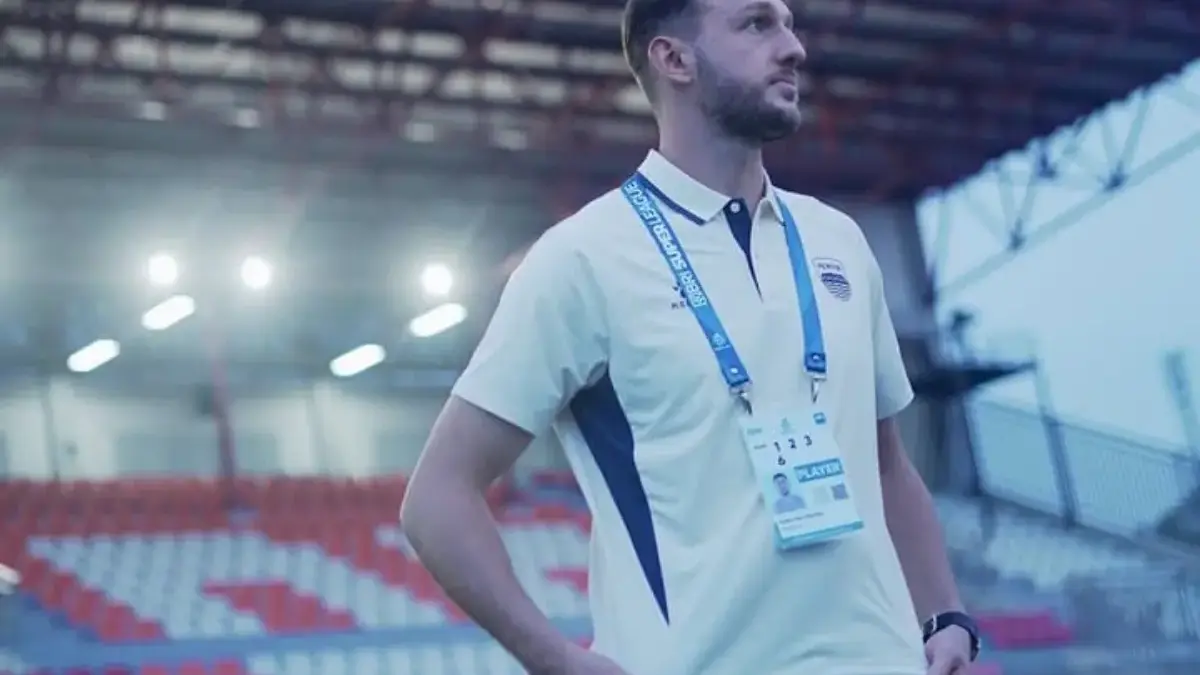 Adam Przybek di Ujung Tanduk? Persib Bandung Rumornya Bakal Datangkan Kiper Lokal Rasa Asing di Paruh Kedua Adam Przybek di Ujung Tanduk? Persib Bandung Rumornya Bakal Datangkan Kiper Lokal Rasa Asing di Paruh Kedua