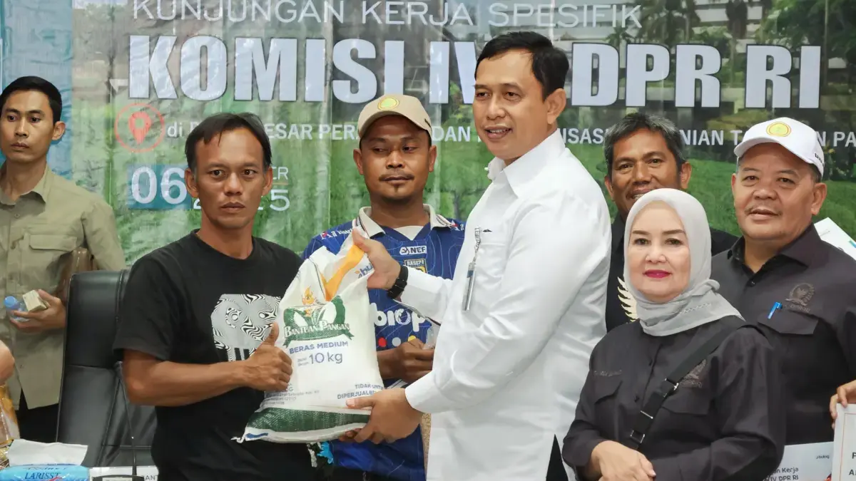 Bantuan Pangan Jabar Digulirkan, 3.3 Juta KPM Terima Manfaat Bantuan Pangan Jabar Digulirkan, 3.3 Juta KPM Terima Manfaat