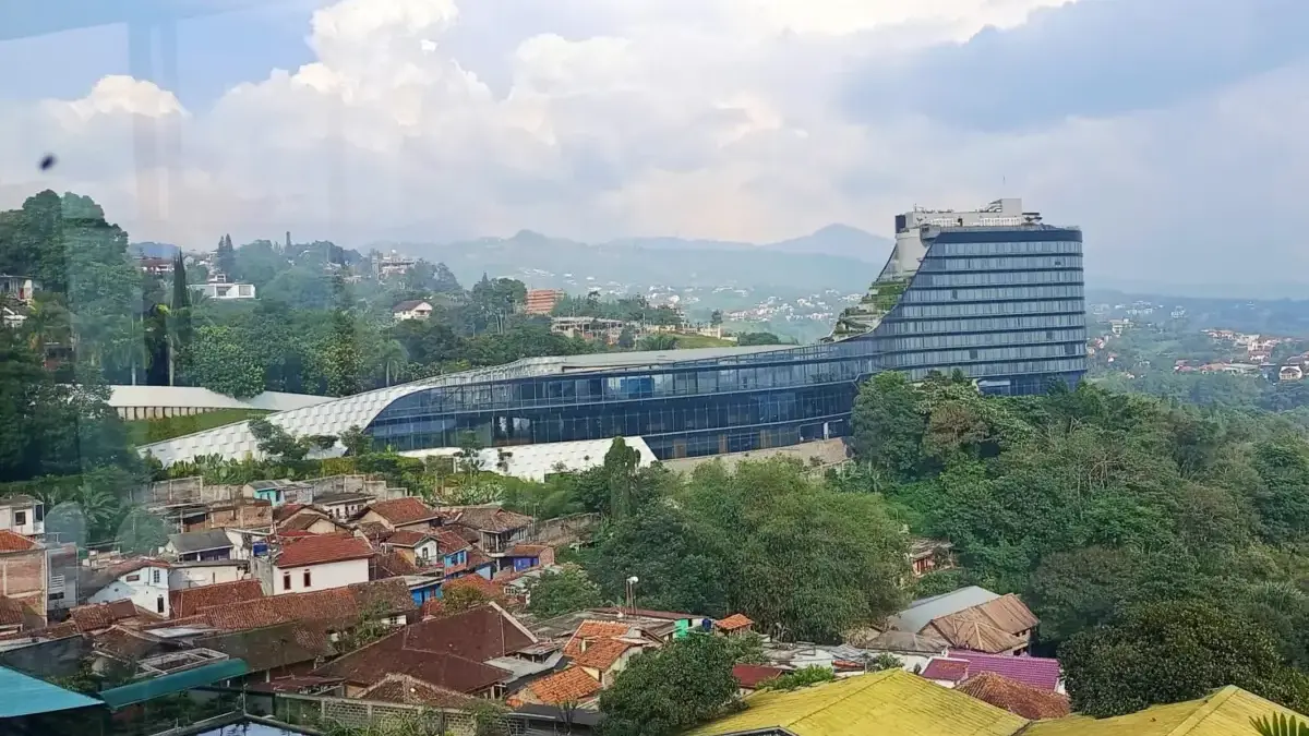Dedi Mulyadi Keluarkan SE, Hentikan Sementara Izin Perumahan di Bandung Raya Dedi Mulyadi Terbitkan SE Penghentian Sementara Izin Perumahan di Bandung Raya