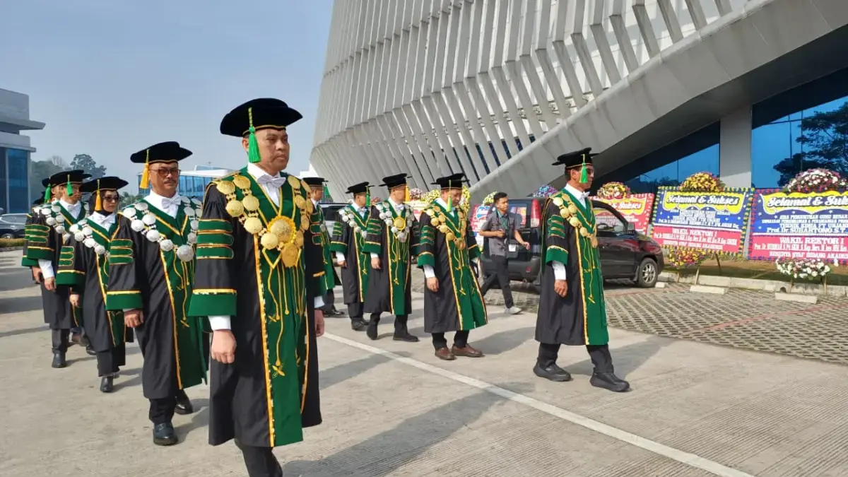 Unjani Kukuhkan Tiga Guru Besar Baru, Komitmen Perkuat Riset dan Inovasi Lingkungan Berbasis Sampah