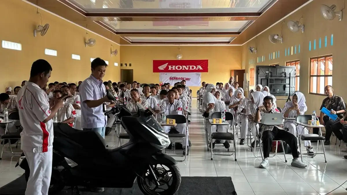 Perkuat Pendidikan Vokasi di Karawang Melalui Program Astra Honda Berbagi Ilmu