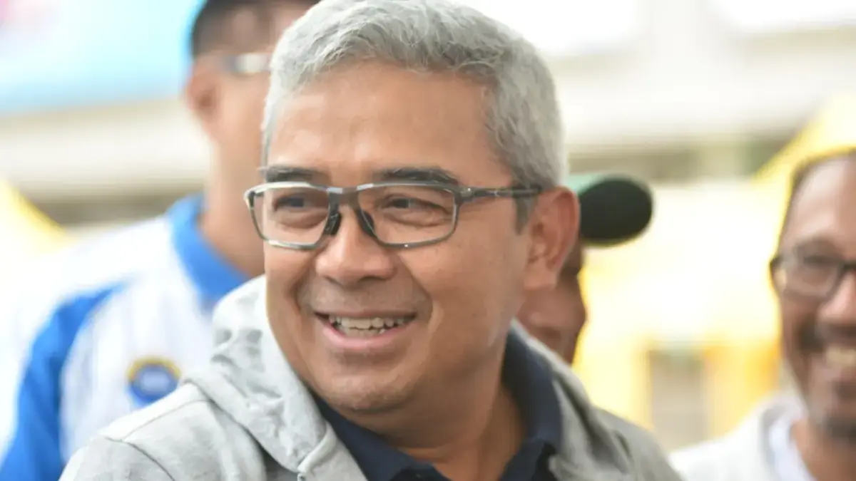 Ujaran Kebencian Resbob, Wali Kota Bandung Imbau Warga Tetap Tenang dan Percaya Proses Hukum Ilustrasi: Wali Kota Bandung Muhammad Farhan saat melakukan kunjungan belum lama ini. Foto: Dimas Rachmatsyah