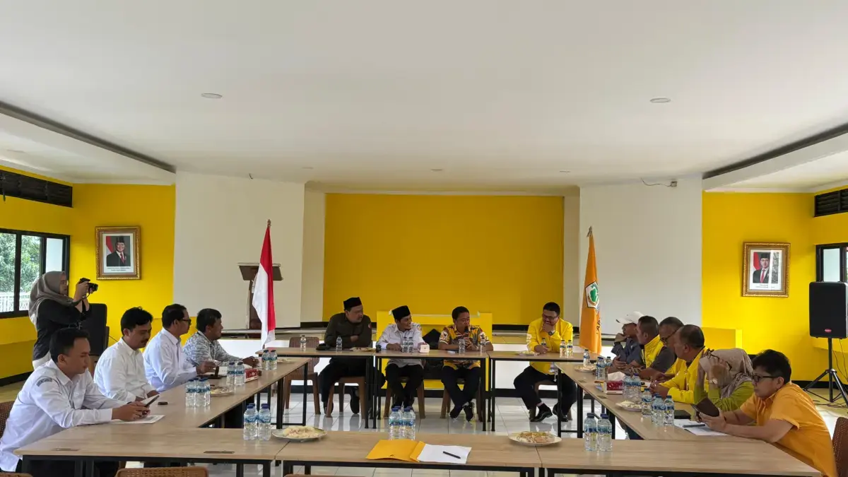 Bawaslu Bogor Sambangi Golkar, Tak Ada Perubahan Pengurus Pasca Pemilu Bawaslu Kabupaten Bogor Lakukan Pemutakhiran Data Parpol, DPD Partai Golkar: Tak Ada Perubahan Struktur