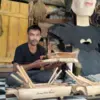 Warga Banjar Sulap Limbah Kayu Jadi Miniatur Lesung