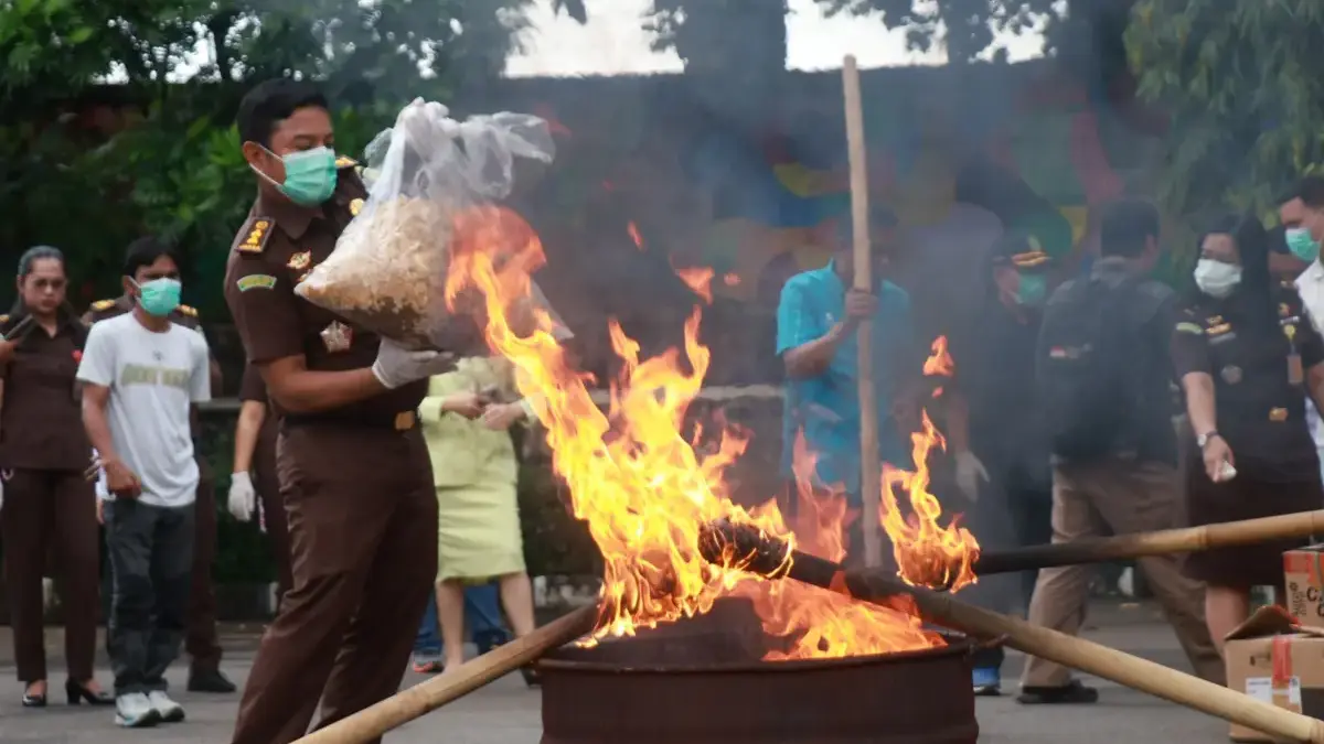 Kejaksaan Negeri Kabupaten Bogor Musnahkan Keripik Pisang yang Miliki Kandungan Zat Narkoba