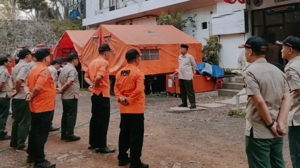 Cuaca Jelang Nataru Tak Menentu, BPBD KBB Siagakan Posko Bencana Personel BPBD KBB disiagakan di sejumlah titik rawan bencana. Dok BPBD KBB