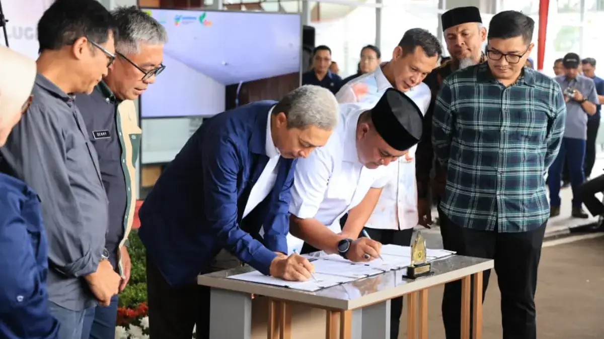 Perkuat Kolaborasi Sampah, Pemkab dan Pemkot Bogor Teken Perjanjian Kerja Sama TPAS Galuga 