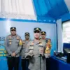 Kapolres Cimahi AKBP Niko N Adi Putra saat Meninjau Pospam Nataru di Alun-alun Cimahi