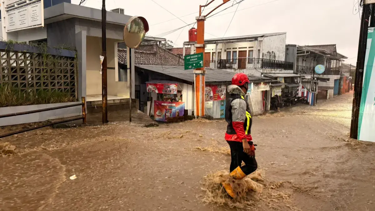 Banjir di Cimahi Tak Selalu Karena Sampah, Penyempitan DAS Disebut Jadi Biang Kerok