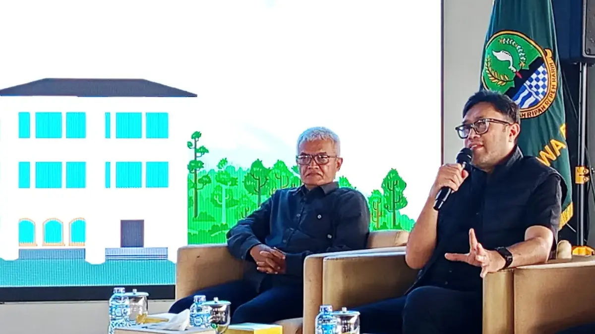 Evaluasi Akhir Tahun, Ono Surono Sampaikan Beberapa Kebijakan Dedi Mulyadi yang Mengganjal Wakil Pimpinan DPRD Jabar Ono Surono saat sampaikan beberapa evaluasi akhir tahun Pemprov Jabar bersama IWP