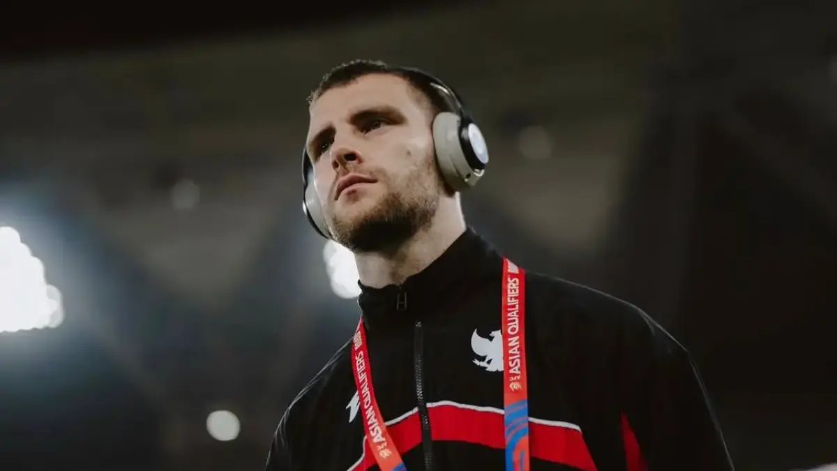 Kapten Persib, Marc Klok Ajak Maarten Paes untuk Datang ke Bandung