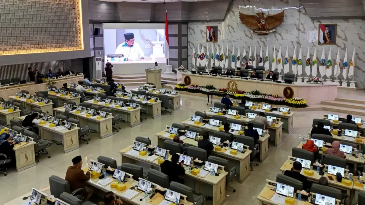 Paripurna pengesahan Perda di DPRD Jabar, Selasa (30/12)