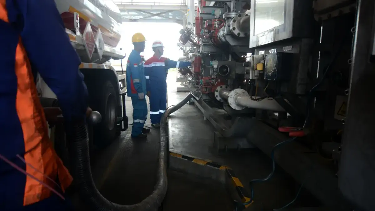 Indonesia Bakal Stop Impor Solar pada 2026?