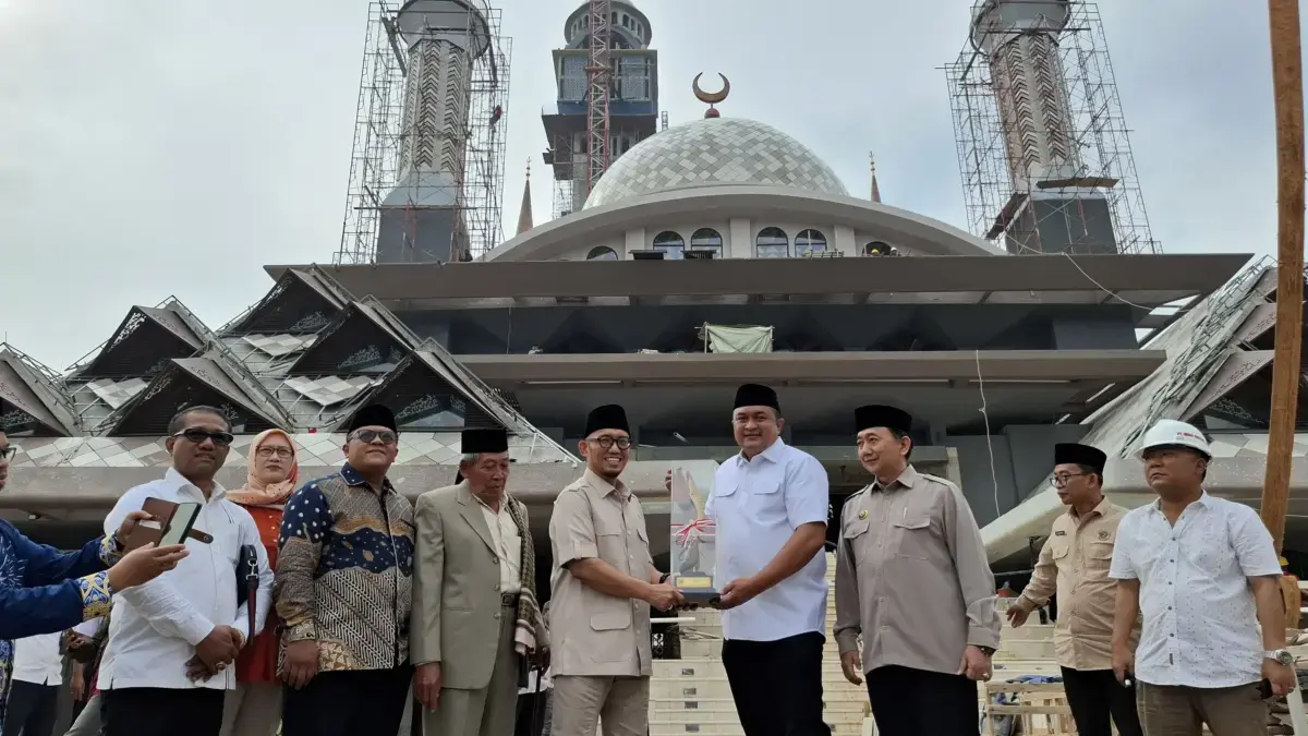 Bupati Bogor berfoto bersama. Foto Sandika Jabar Ekspres