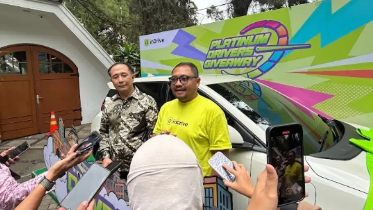 layanan jasa transportasi inDrive, memberikan penghargaan kepada mitra pengemudi dalam ajang Platinum Drivers