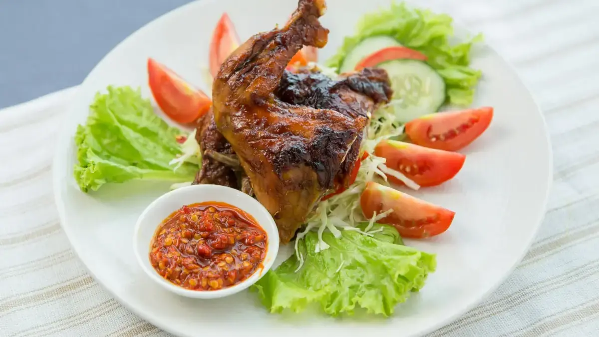 Resep Ayam Bakar Bumbu Padang untuk Disantap di Malam Tahun Baru Ayam Bakar