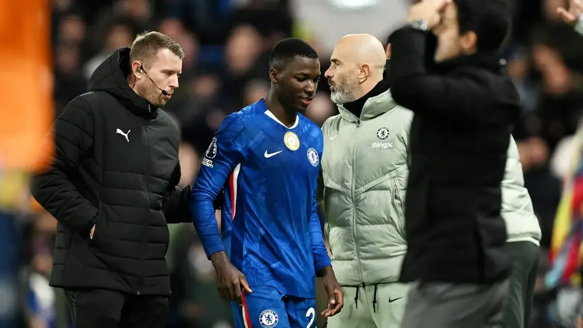 Moises Caicedo diusir karena dapat kartu merah saat Chelsea vs Arsenal.