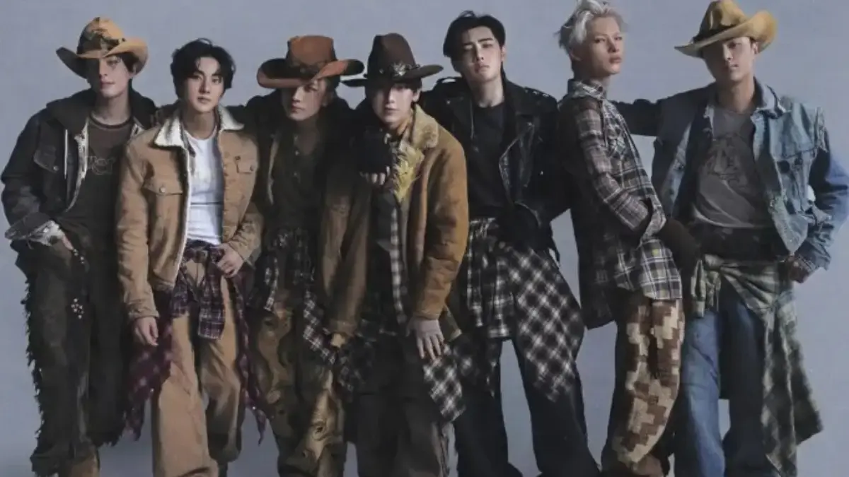Idol Grup ENHYPEN yang baru saja merilis MV lagu baru mereka \'Bug Girls Don\'t Cry\"