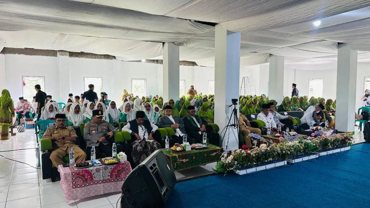 Suasana elantikan pengurus PC NU Kota Banjar periode 2025-2030, KH Roidi Al Farizi kembali jadi nahkoda kedua