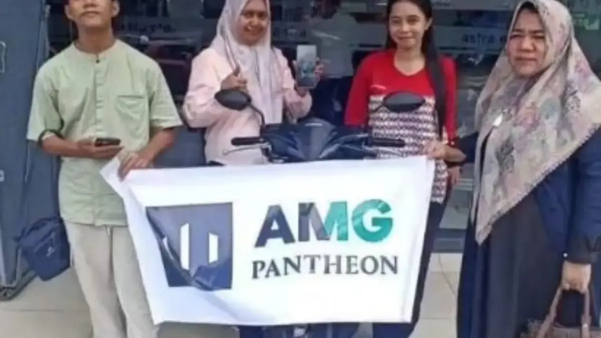 Diterjang Isu SCAM, AMG Pantheon Malah Makin Pamer Keuntungan Anggotanya Salah satu unggahan member AMG Pantheon yang mengaku bisa membeli motor hasil dari aplikasi tersebut.