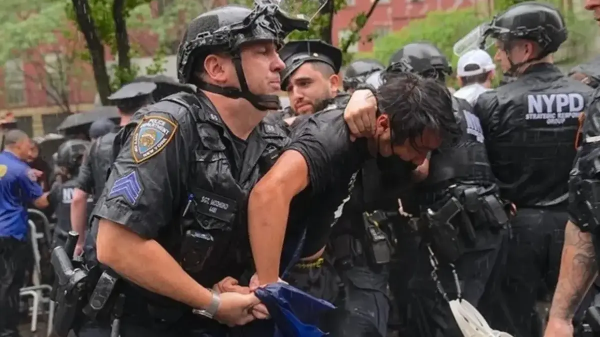 Aksi Massa di New York Kecam Kebijakan Trump dan Tindakan AS di Venezuela