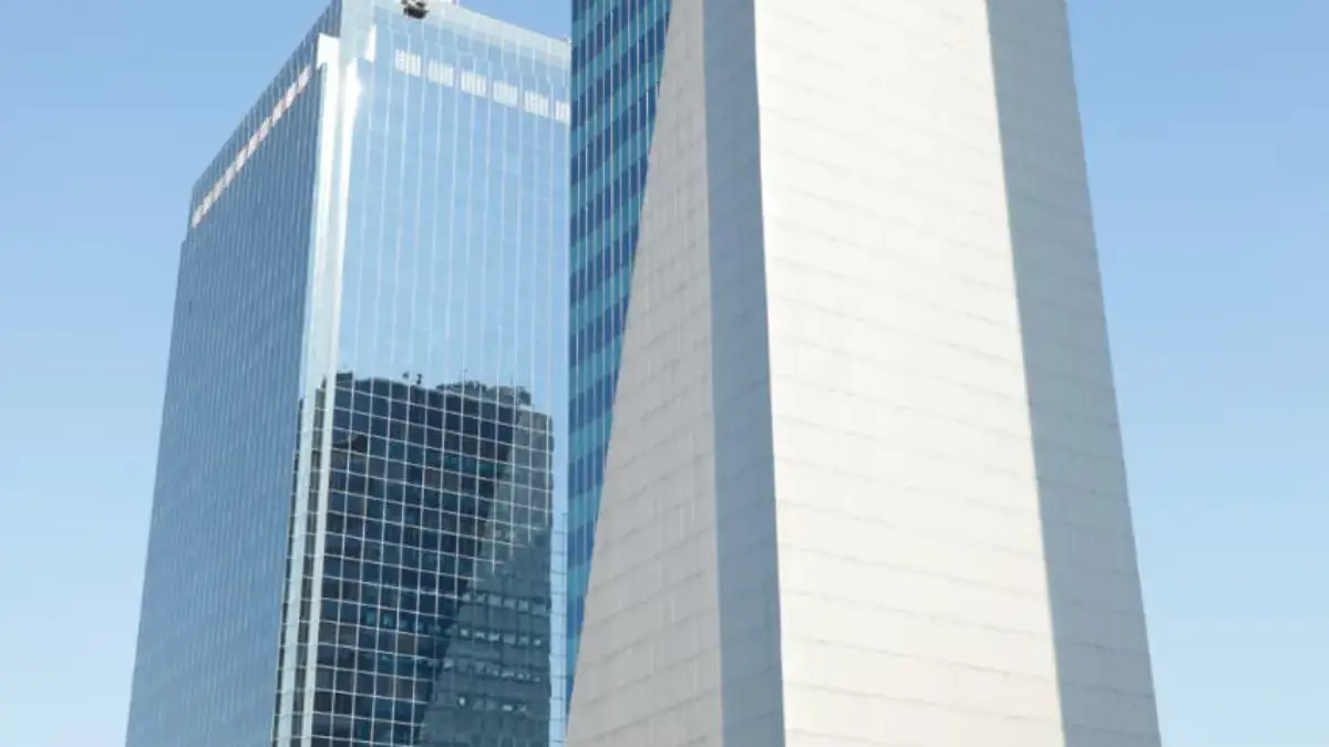 Gedung Bank BRI.